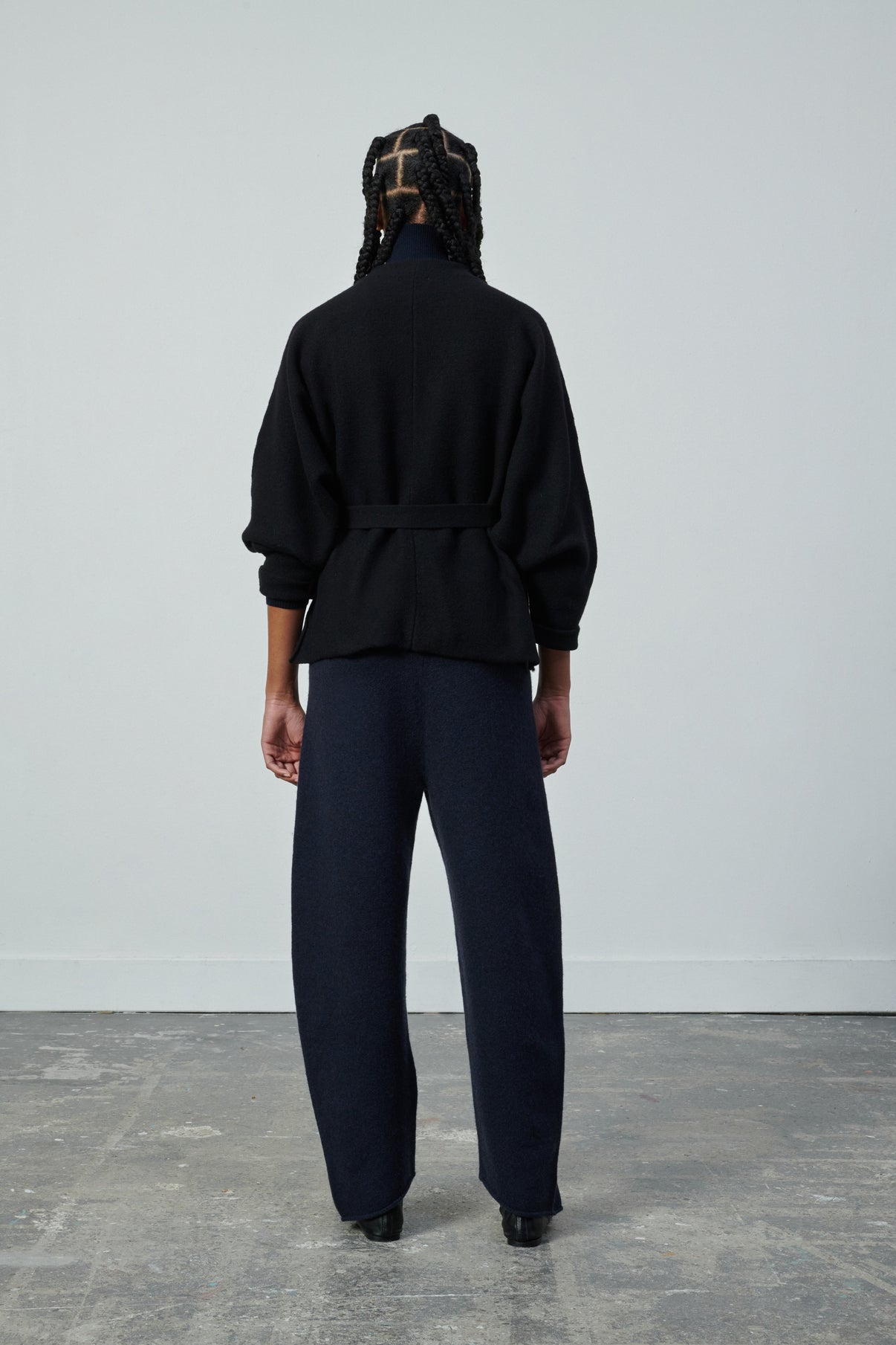 BEIGE WONDER CARDIGAN vue 3